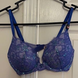 Victoria’s Secret bra
